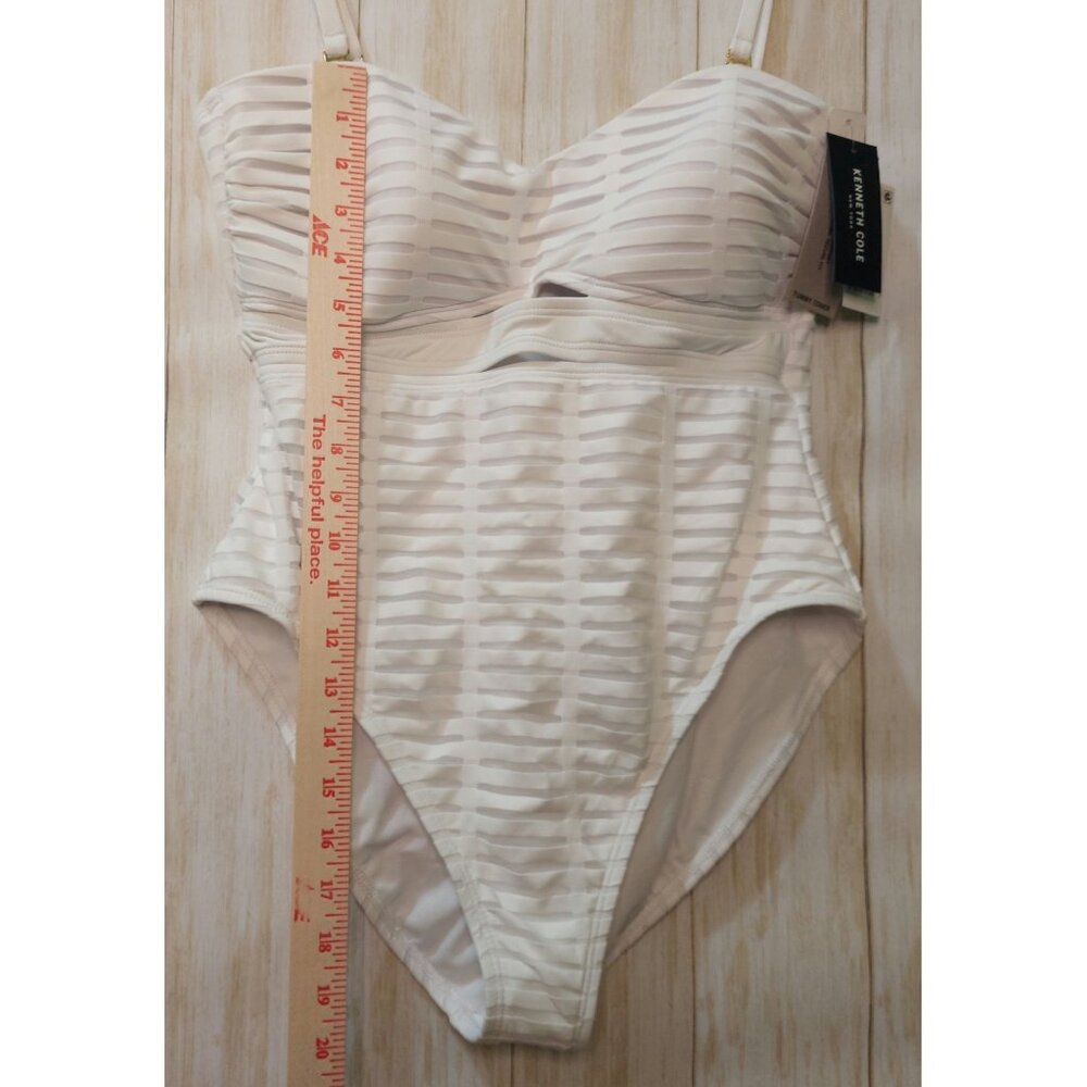 Kenneth Cole White One-Piece Padded Bust Tummy Toner Swimsuit Size Large Classy - Picture 11 of 12
